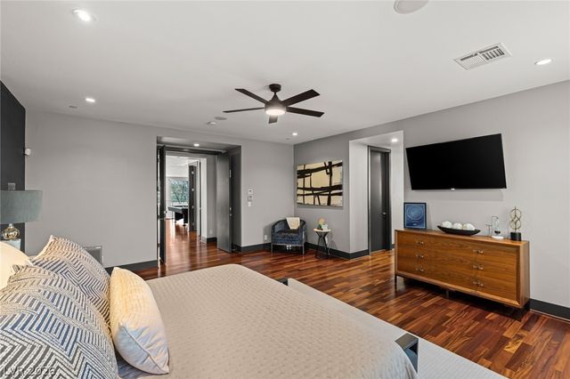 1425 Canyon Ledge Court, Las Vegas, NV 89117