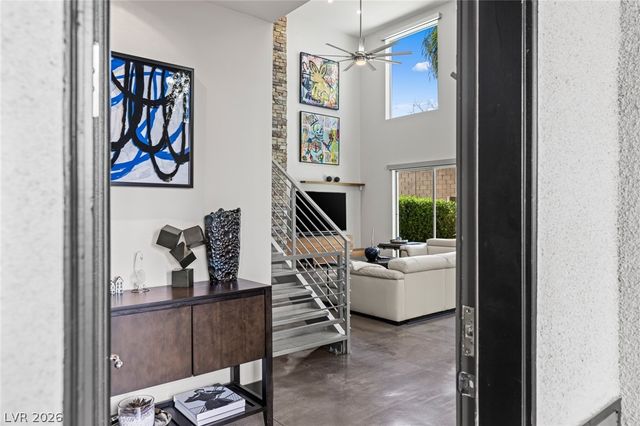 1425 Canyon Ledge Court, Las Vegas, NV 89117