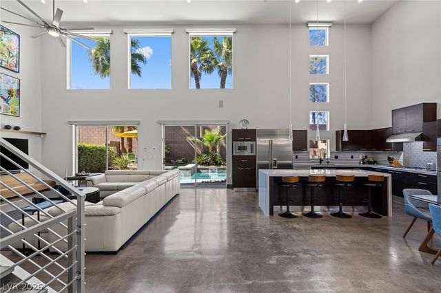 1425 Canyon Ledge Court, Las Vegas, NV 89117