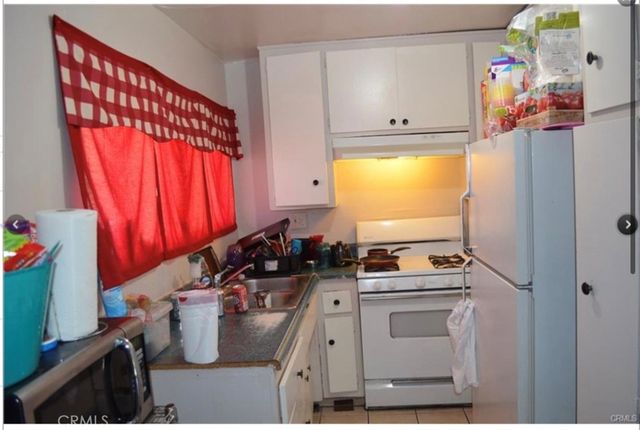 640 E 6th Street D, Azusa, CA 91702