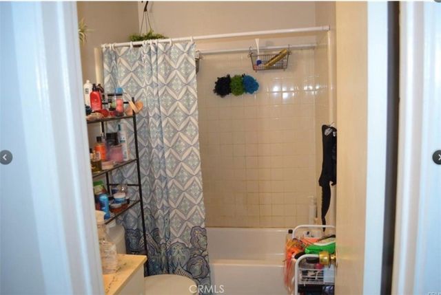 640 E 6th Street D, Azusa, CA 91702