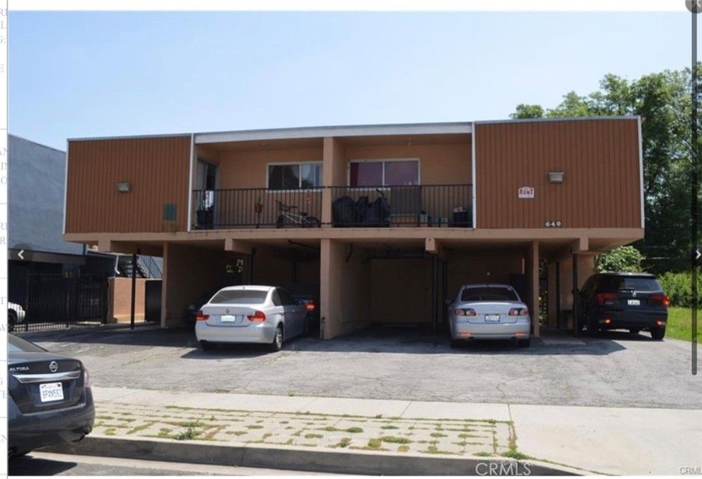 640 E 6th Street D, Azusa, CA 91702