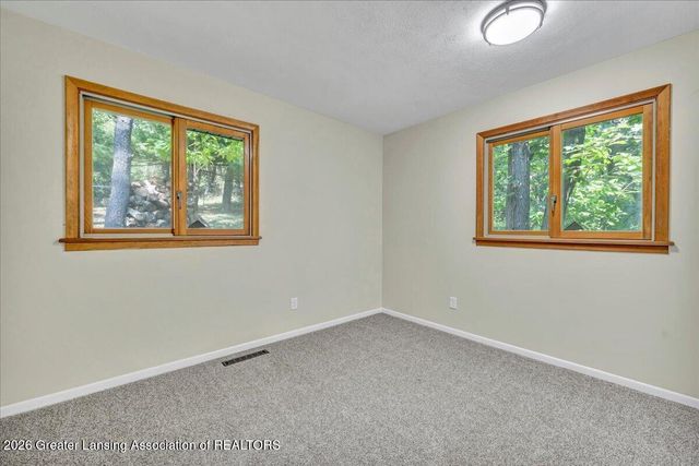 1284 W Dansville Road, Mason, MI 48854
