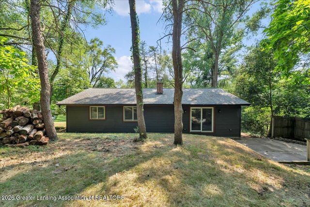 1284 W Dansville Road, Mason, MI 48854