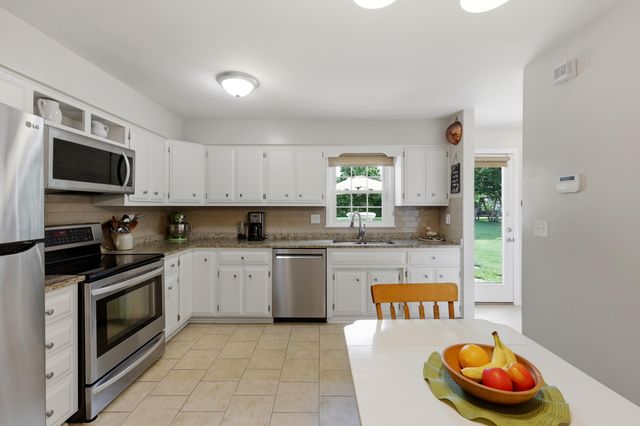15 Sheffield Lane, Frankfort, KY 40601