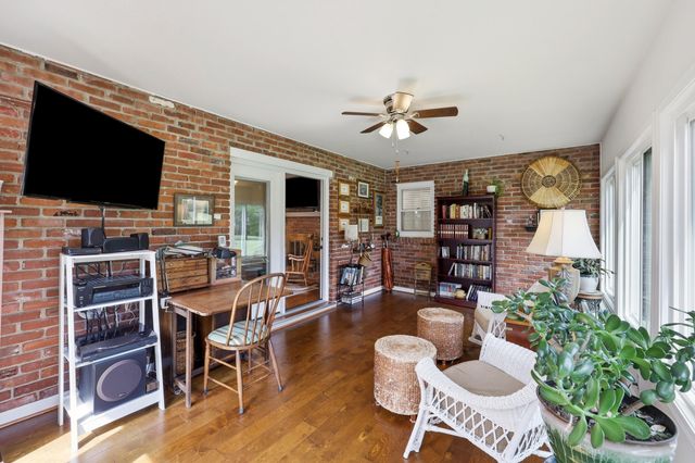 15 Sheffield Lane, Frankfort, KY 40601