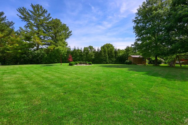 15 Sheffield Lane, Frankfort, KY 40601