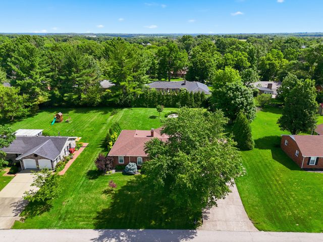15 Sheffield Lane, Frankfort, KY 40601