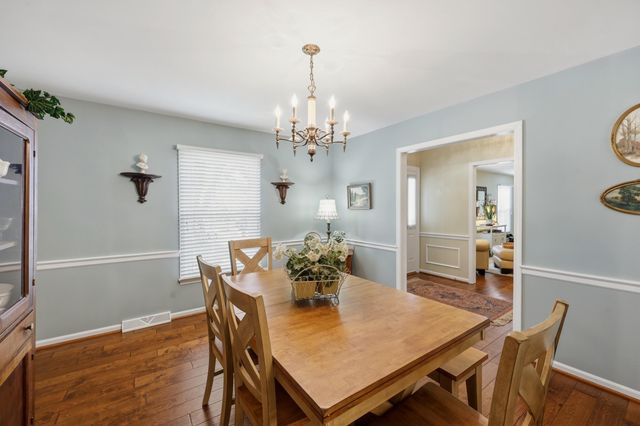 15 Sheffield Lane, Frankfort, KY 40601