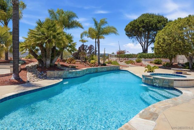 14167 Palisades Dr., Poway, CA 92064