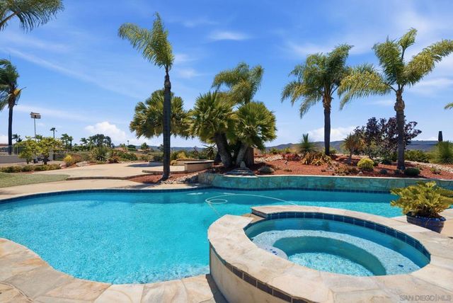 14167 Palisades Dr., Poway, CA 92064