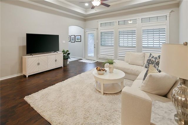 200 Karten Lane, College Station, TX 77845