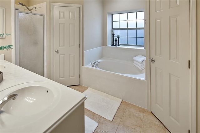 200 Karten Lane, College Station, TX 77845