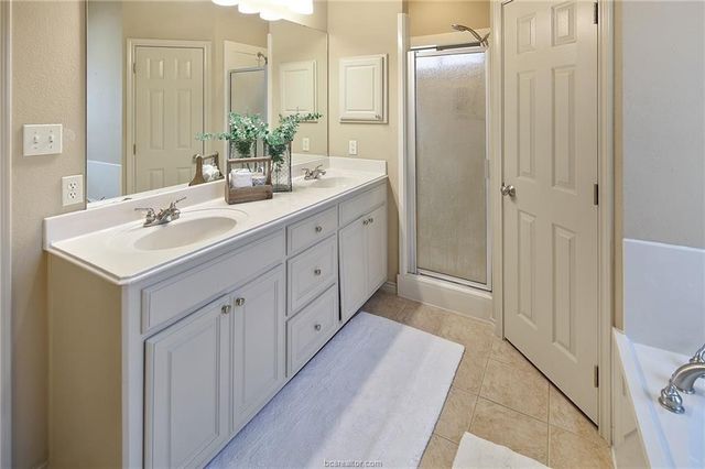 200 Karten Lane, College Station, TX 77845