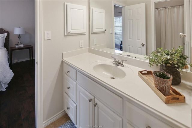 200 Karten Lane, College Station, TX 77845