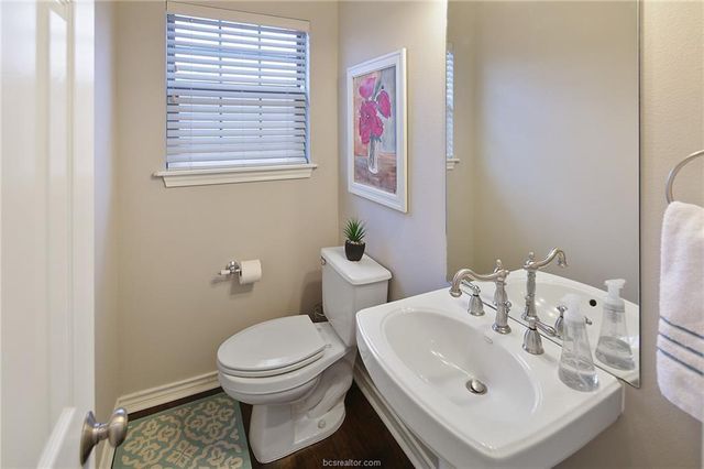 200 Karten Lane, College Station, TX 77845