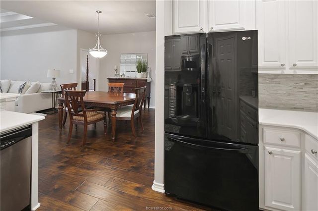 200 Karten Lane, College Station, TX 77845
