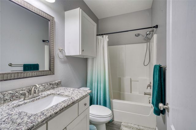 301 Southwest Parkway 303, College Station, TX 77840