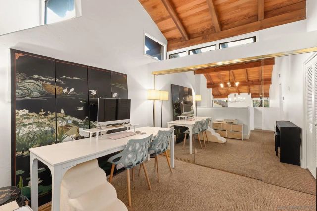 16936 Via de Santa Fe, Rancho Santa Fe, CA 92067