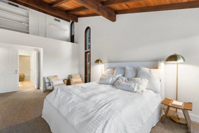 16936 Via de Santa Fe, Rancho Santa Fe, CA 92067