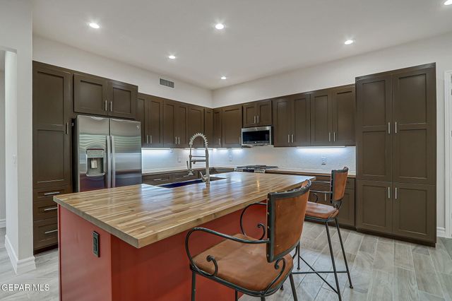 6489 CALLE PLACIDO Drive, El Paso, TX 79912