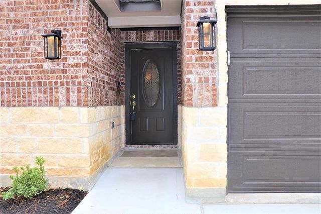611 Foxmeadow Lane, Cleveland, TX 77327