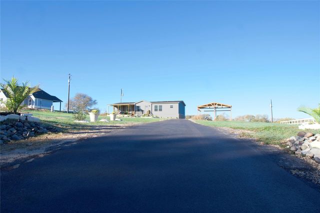2747 Old Masonic Road, Brenham, TX 77833