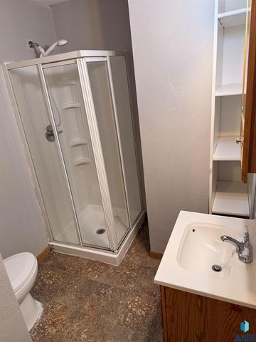 425 2nd St SE Street SE, Watertown, SD 57201