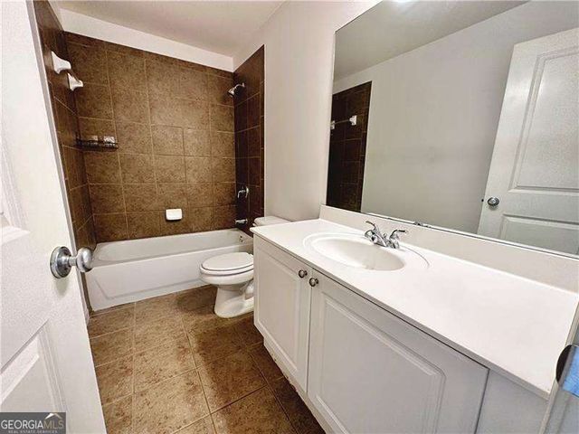 1678 CARR Circle NW, Atlanta, GA 30318