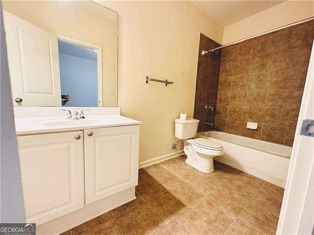 1678 CARR Circle NW, Atlanta, GA 30318