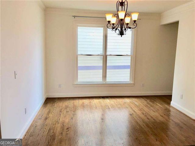 1678 CARR Circle NW, Atlanta, GA 30318