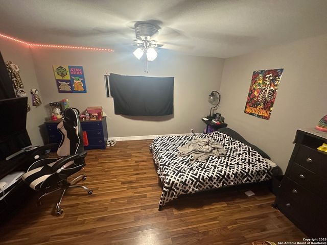 205 S San Antonio, Sabinal, TX 78881