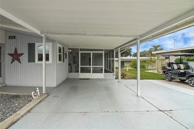 11 ORANGEWOOD DRIVE, Fruitland Park, FL 34731