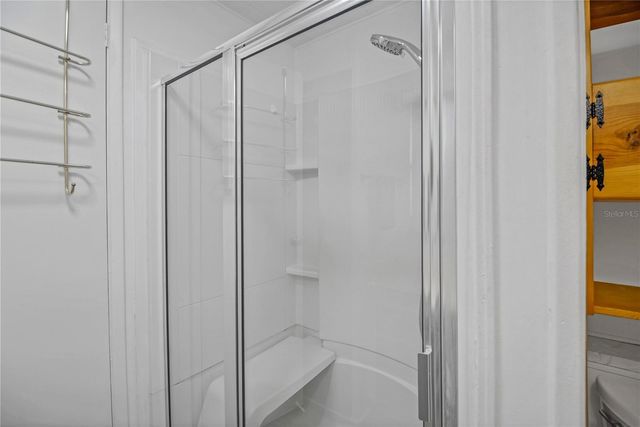 11 ORANGEWOOD DRIVE, Fruitland Park, FL 34731