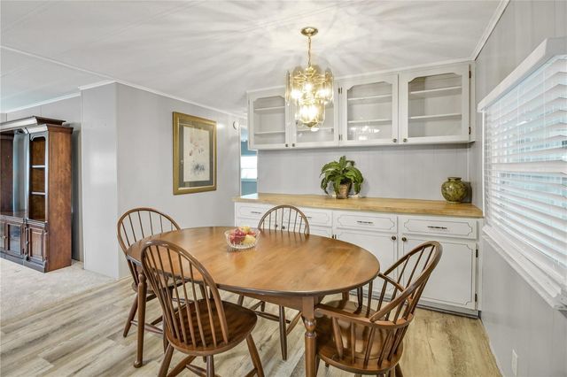 11 ORANGEWOOD DRIVE, Fruitland Park, FL 34731