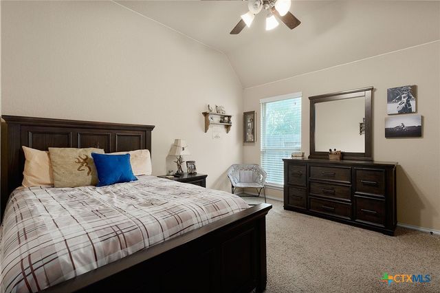 2194 Pioneer Pass, Seguin, TX 78155