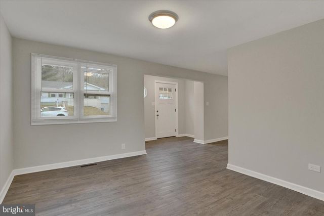 605 LINDEN AVE, Marysville, PA 17053