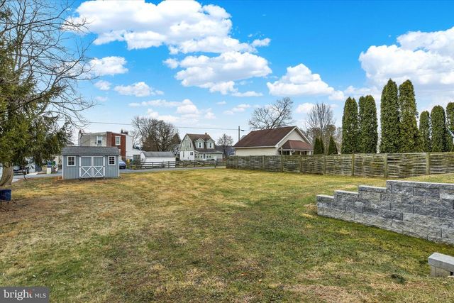 605 LINDEN AVE, Marysville, PA 17053