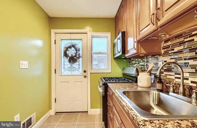 1918 LARKHALL RD, Baltimore, MD 21222