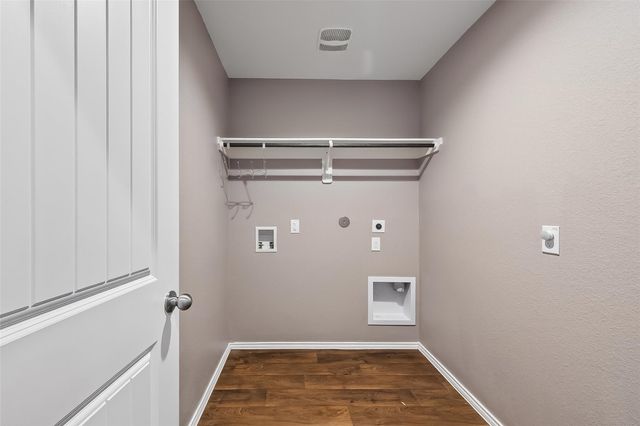 3311 Specklebelly Drive, Baytown, TX 77521