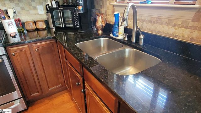 3 Dolerite Drive, Taylors, SC 29687