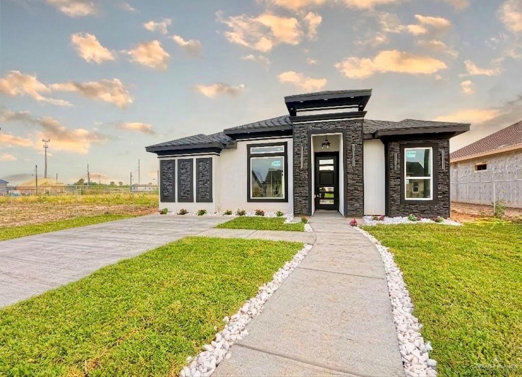 338 Barcelona Drive, Donna, TX 78537