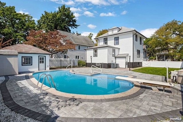 23 West Linden Avenue, Dumont, NJ 07628