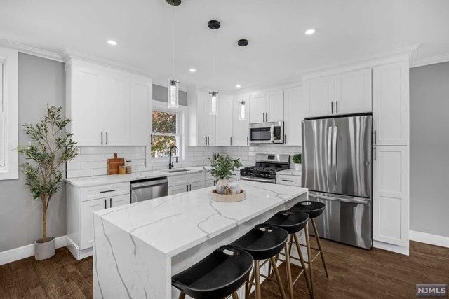 23 West Linden Avenue, Dumont, NJ 07628