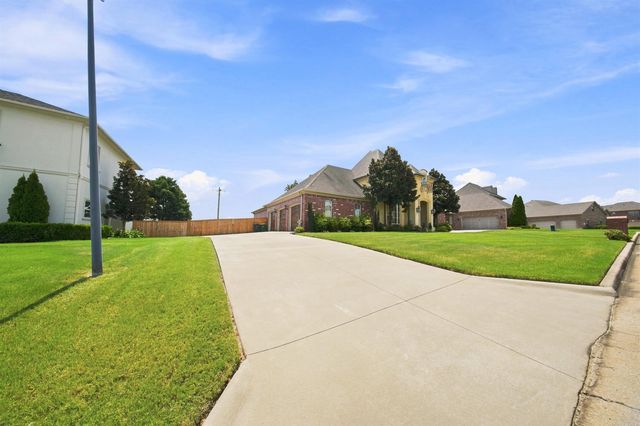 9217 Millers Pointe Ct, Sherwood, AR 72120