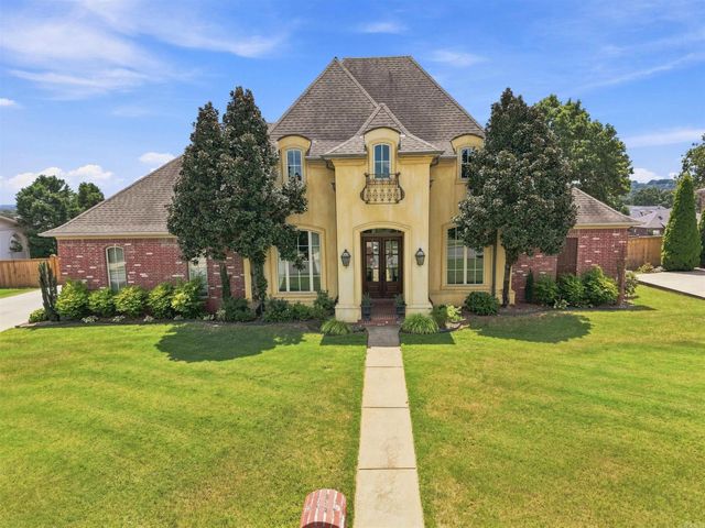 9217 Millers Pointe Ct, Sherwood, AR 72120