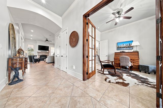 9217 Millers Pointe Ct, Sherwood, AR 72120