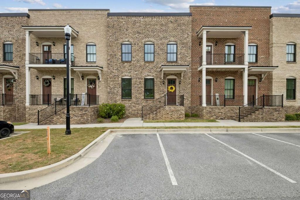 2155 Rail Yard Avenue, Grayson, GA 30017