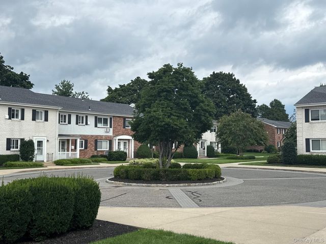 448 Dawson Lane, Jericho, NY 11753