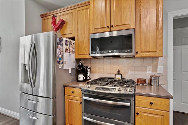 87 Country Club Court, Hiram, GA 30141